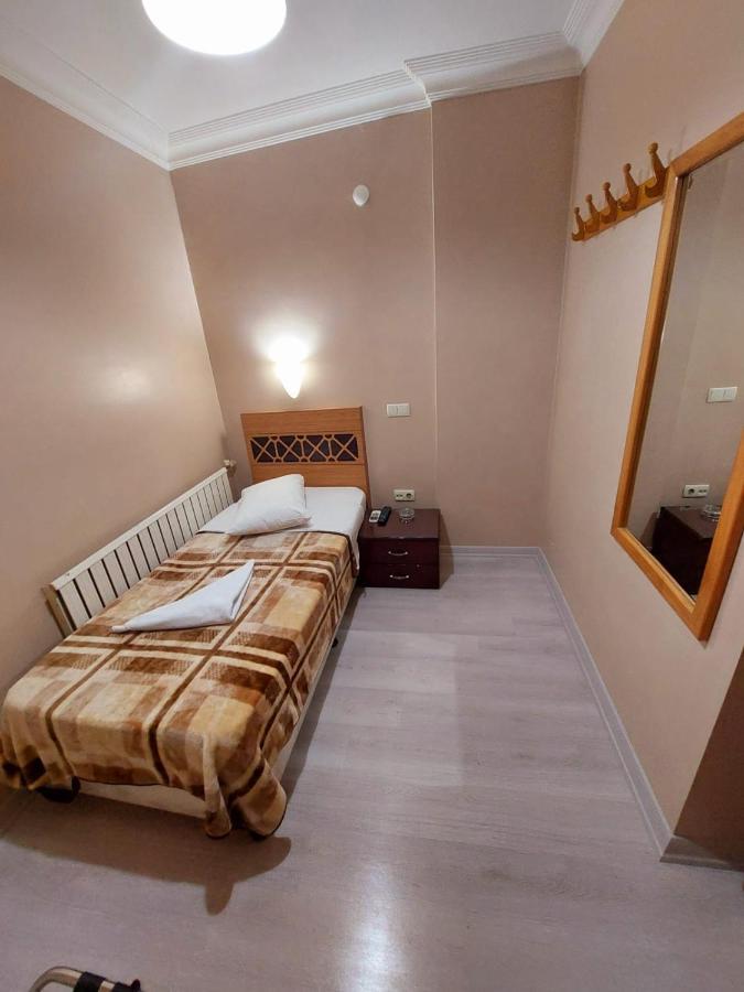 Otel Uemit Stambuł Zewnętrze zdjęcie
