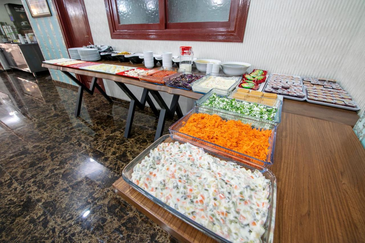 Otel Uemit Stambuł Zewnętrze zdjęcie